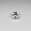 Anillo de acero sombrero y escoba  de bruja regulable IVA incluido