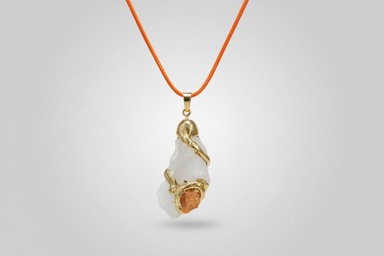 Colgante cuarzo cristal con piedra calcita naranja cadena cuerda naranja, vetas doradas