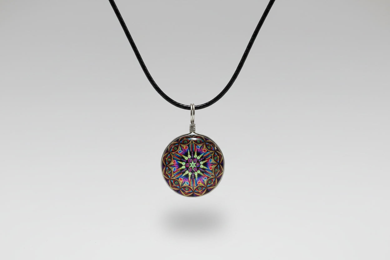 Colgante mandala colores simétricos más cordón negro