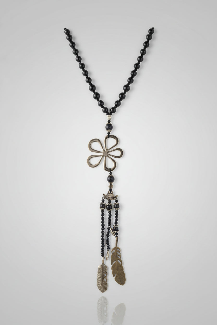 collar de cuentas lluvia de estrellas con  tetragramaton, flor central y plumas de acero (Diseño de Lubelia)IVA incluido