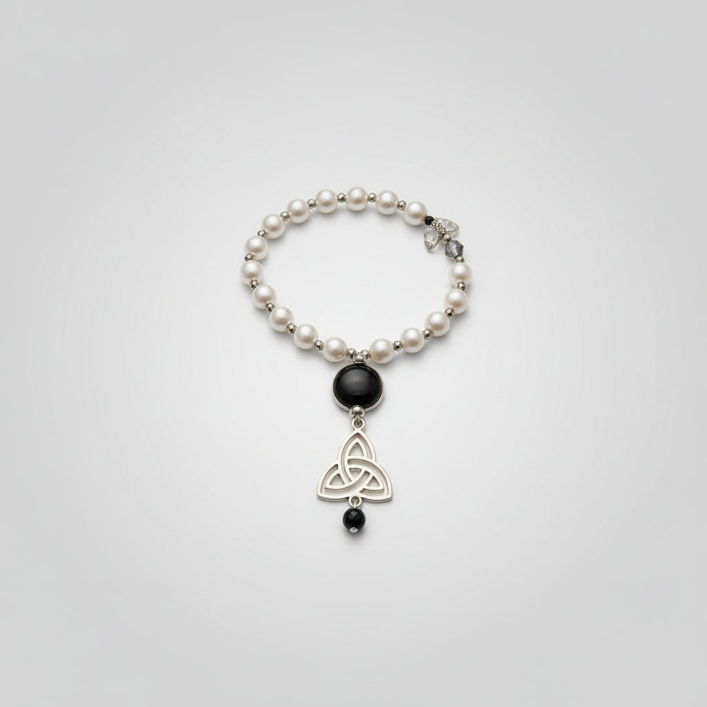 Colgante para móvil piedras de fantasía, mariposa en el lateral, triqueta y turmalina