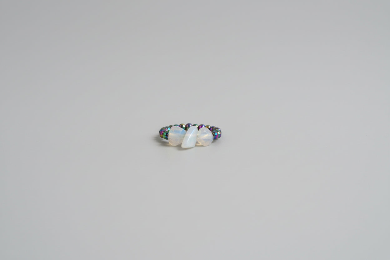 Anillo elástico piedra opalina y turmalina arcopiris ( Diseño de Lubelia ) IVA incluido