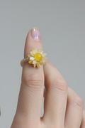 Anillo elástico flor piedra citrino ( Diseño de Lubelia ) IVA incluido