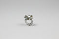 Anillo elástico flor pìedra labradorita piedra fantasía en el centro ( Diseño de Lubelia) IVA incluido