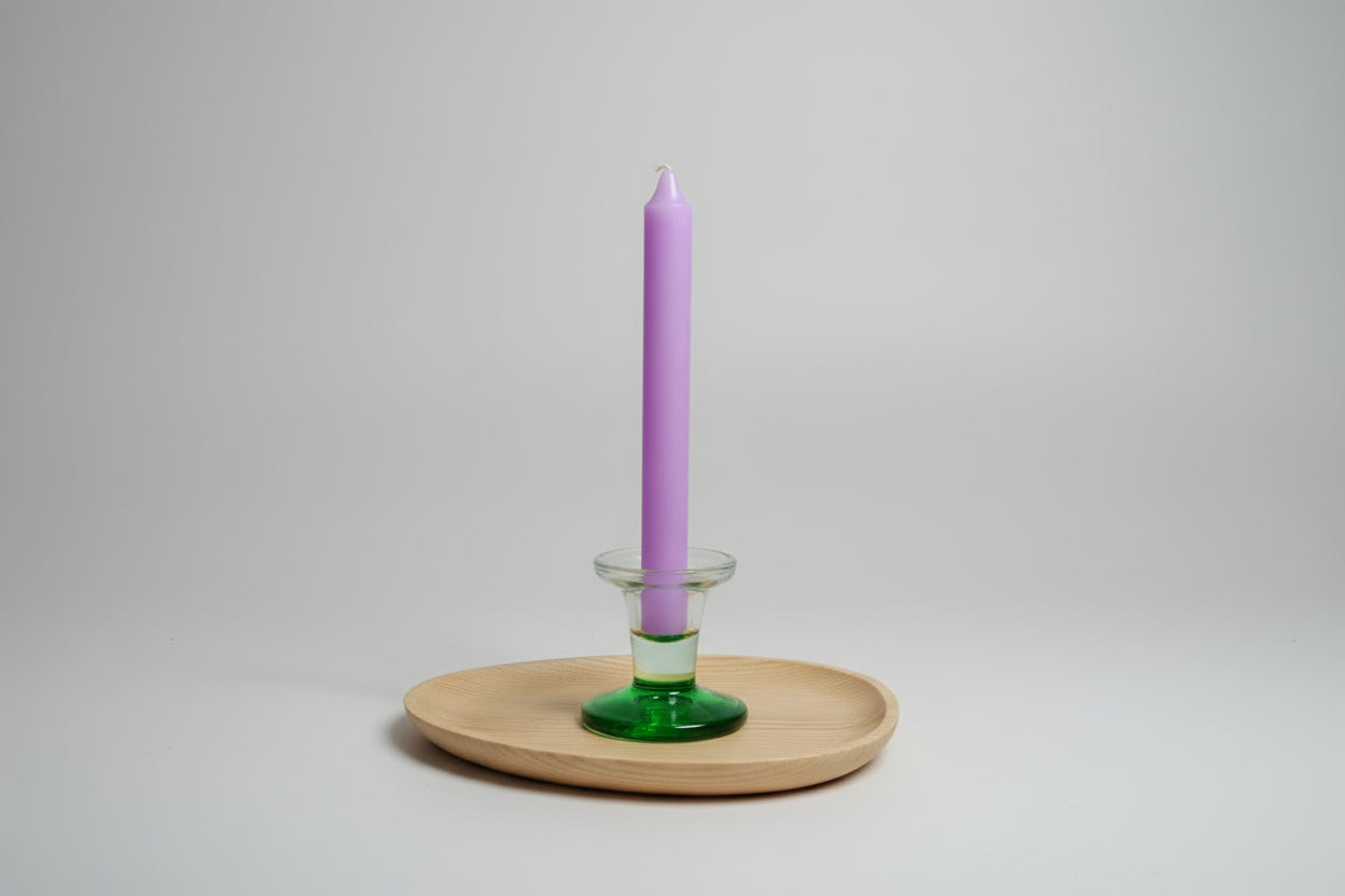 Porta vela  normal y tipo te, de cristal color verde 7X7 cm. Vela no incluida. IV A incluido