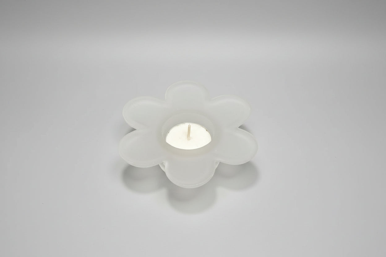 Porta velas forma de flor color blanco de cristal 11X11cm. IVA incluido