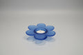 Porta velas forma de flor color azul de cristal 11X11cm. IVA incluido