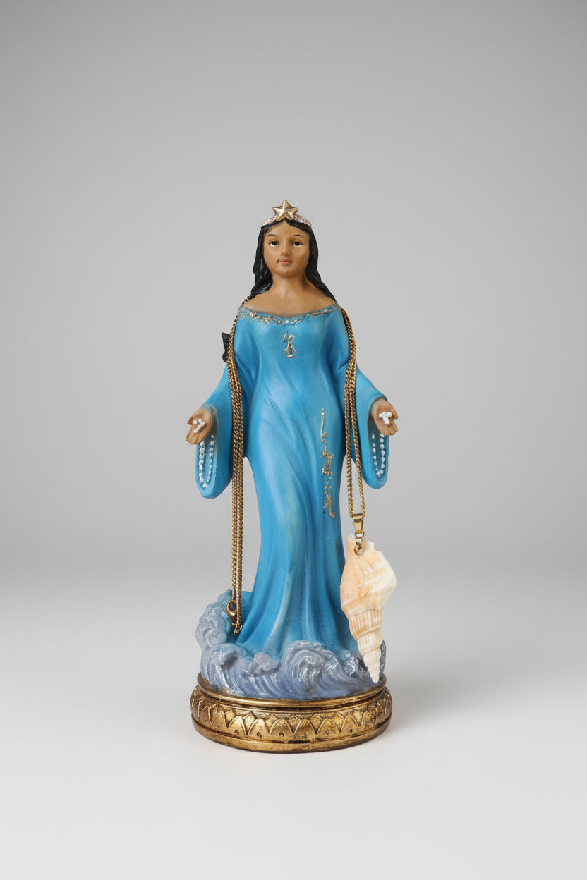 Diosa  del mar Yemayá es la madre primordial, la dueña del mar color azul más colgante caracola 20X8 cm.IVA incluido