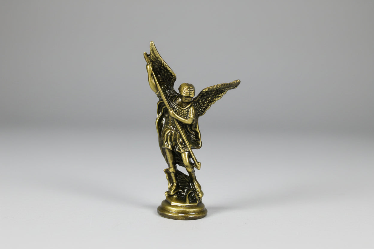 Arcángel Miguel  protector y defensa color bronce 8X2cm.IVA incluido