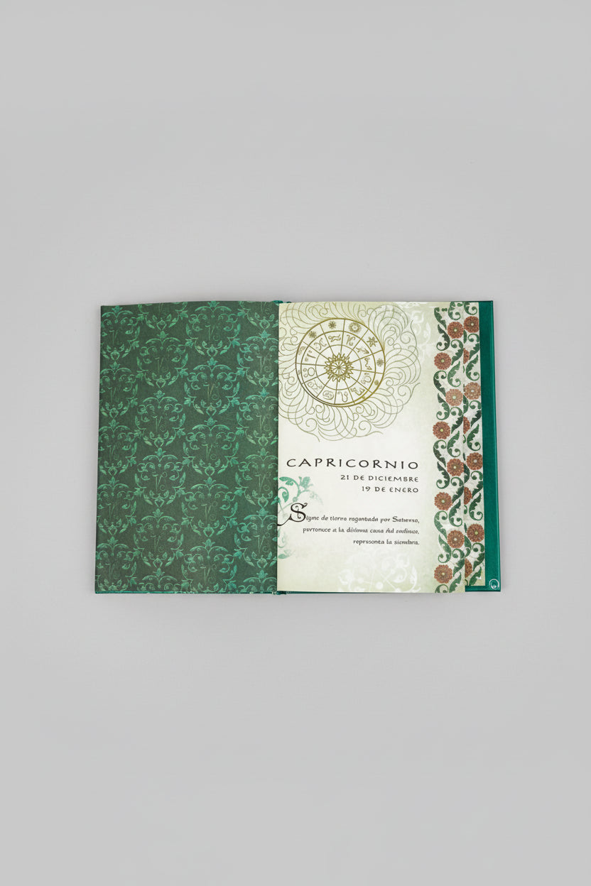 Libreta horóscopo capricornio con cierre de imán 18X13 CM. IVA incluido.