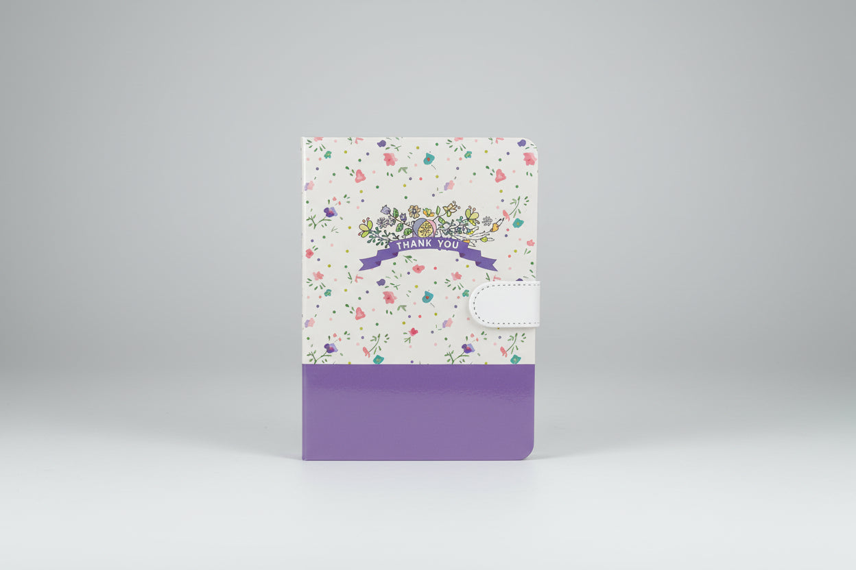 Libreta floral blanca 19X13 cm. IV A inclujido.