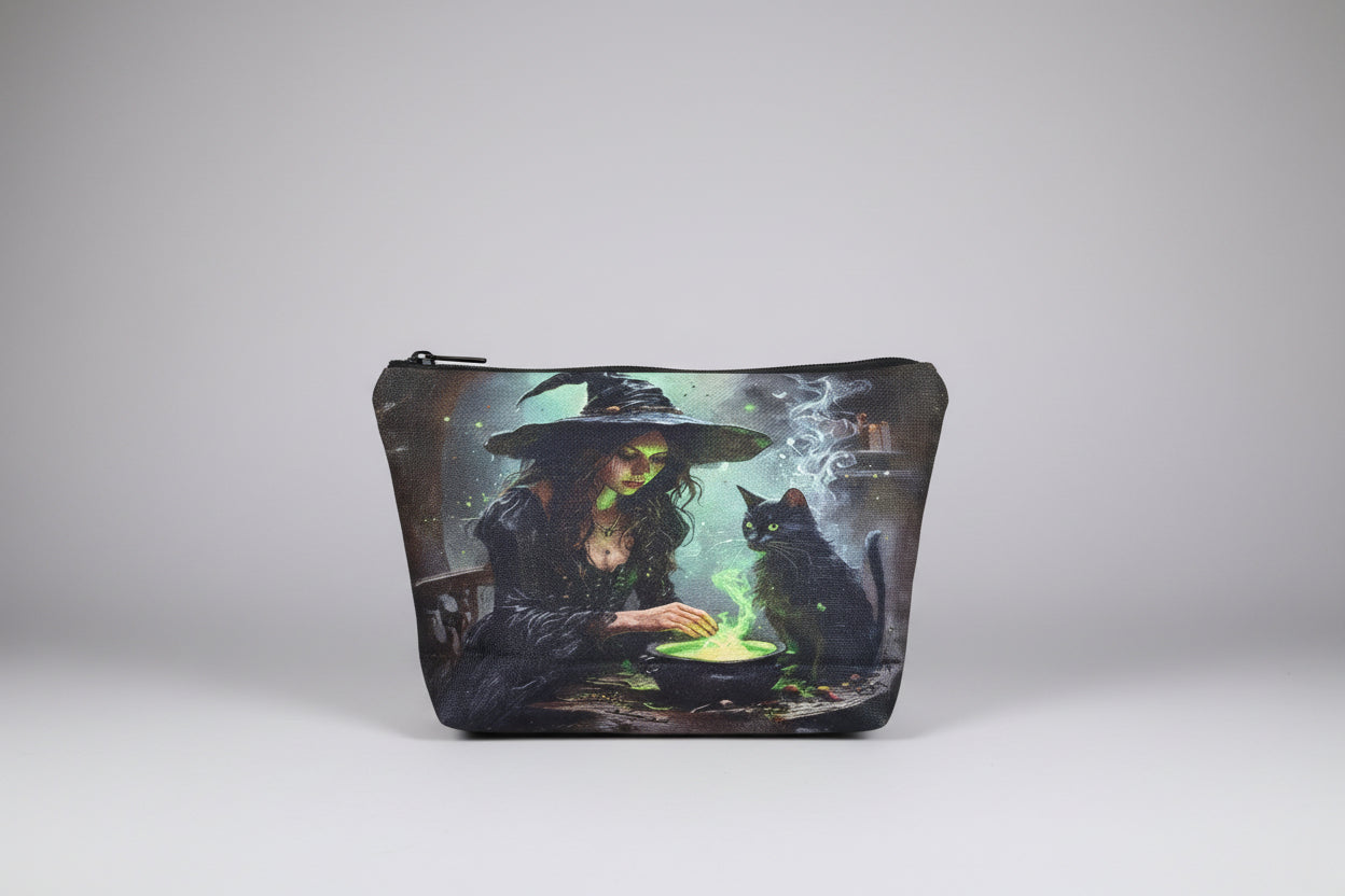 Neceser  bruja con gato negro, 17X25 cm. IVA incluido