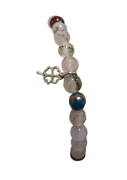 Pulsera de cuentas piedra de cuarzo ahumado  con trébol( Diseño de Lubelia ) IVA incluido