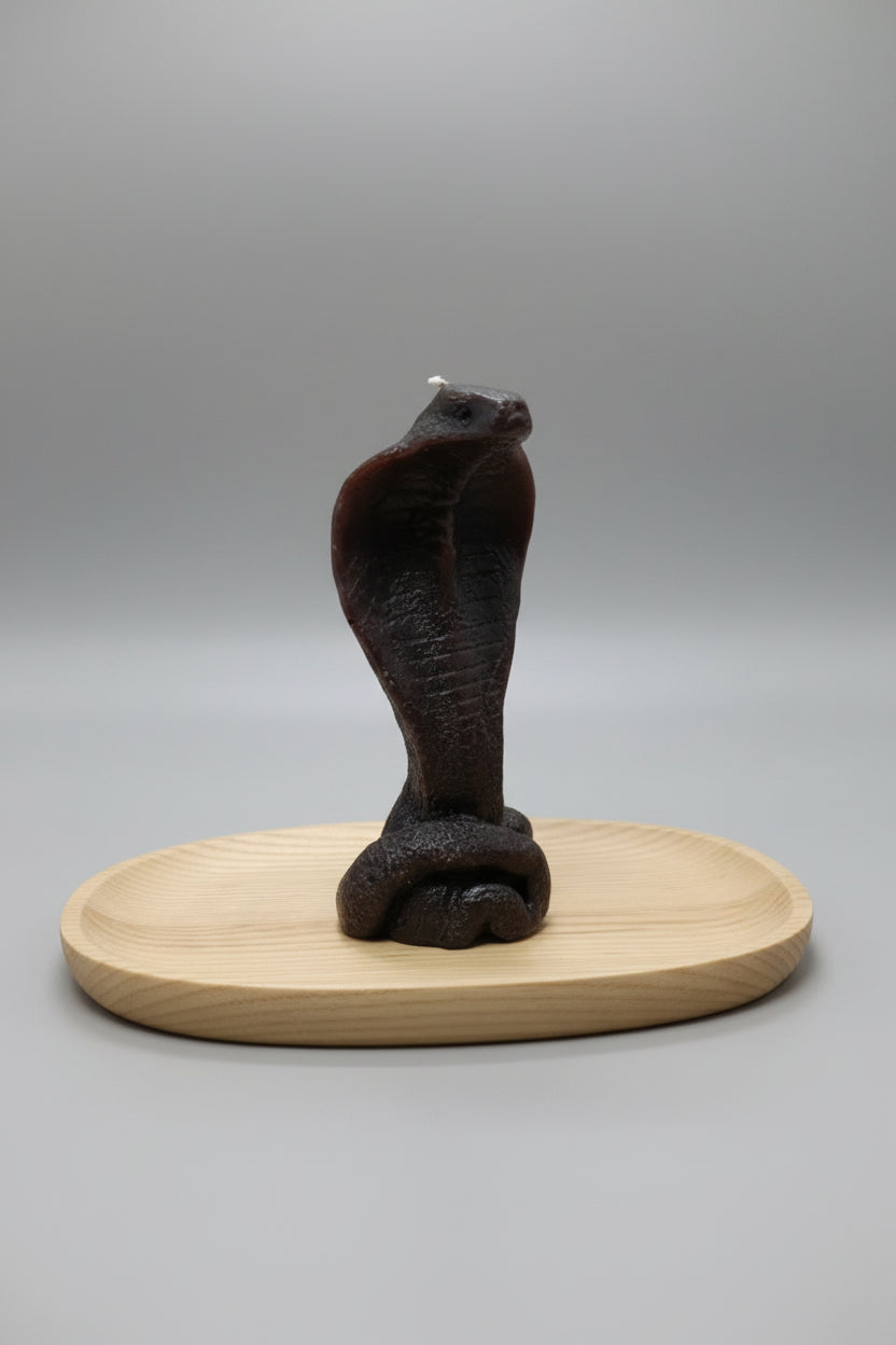 Vela cobra negra 13X5 cm. IVA incluido.