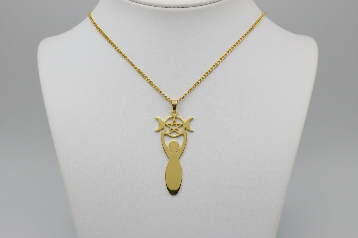 Colgante Diosa de la fertilidad con triple luna y tetragramaton IVA incuido
