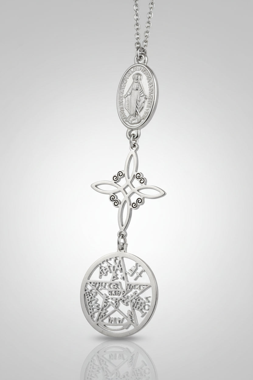 Colgante triple protección virgen Mría, nudo de bruja y tetragramaton(Diseño de Lubelia)IVA incluido