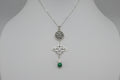 Colgante amuleto tetragramaton, nudo de bruja, piedras cuarzo cristal y malaquita (Diseño de Lubelia) IVA incluido