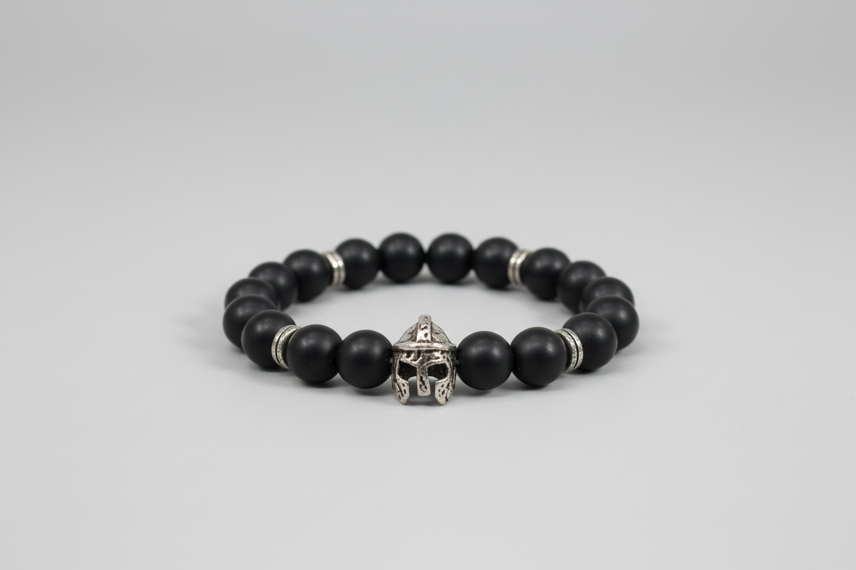 Pulsera de turmalina  con casco gerrero  de acero. IVA incluido
