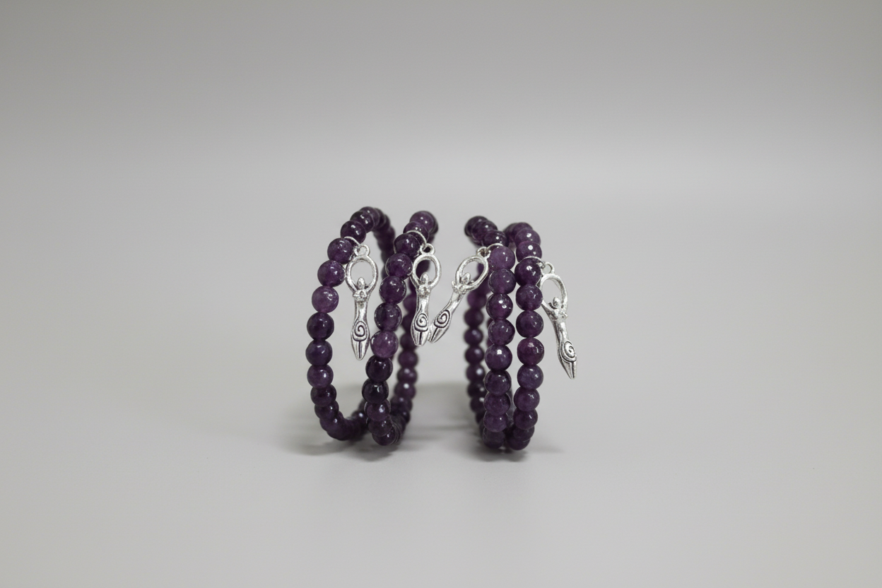 Pulsera de cuentas Ágata granate 6mm con la diosa de la fertilidad (Diseño de Lubelia )IVA incluido