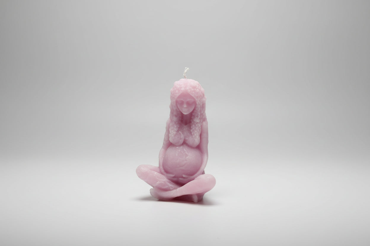 Vela Madre Tierra violeta 11X7.cm. IVA incluido.