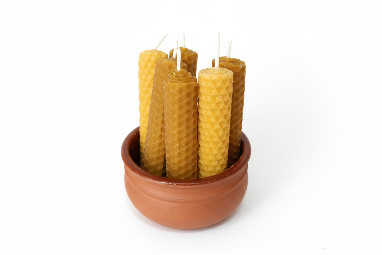 Velas de Miel (panal )  cera natural. 10X2 cm. Iva incluido